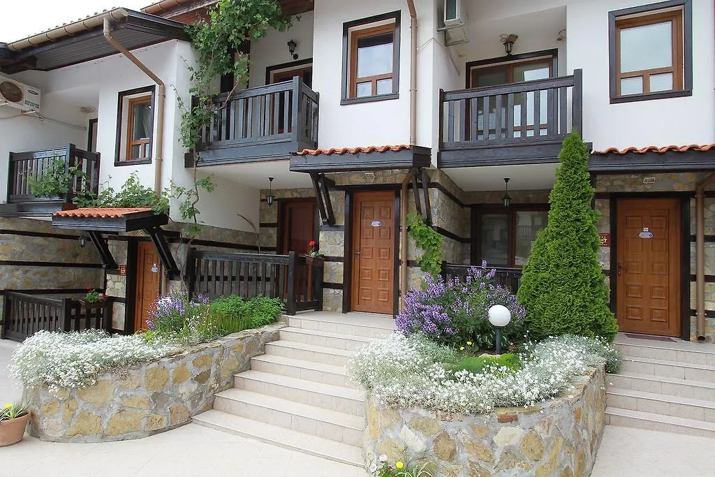 Pearl Apartments Sozopol 0*,